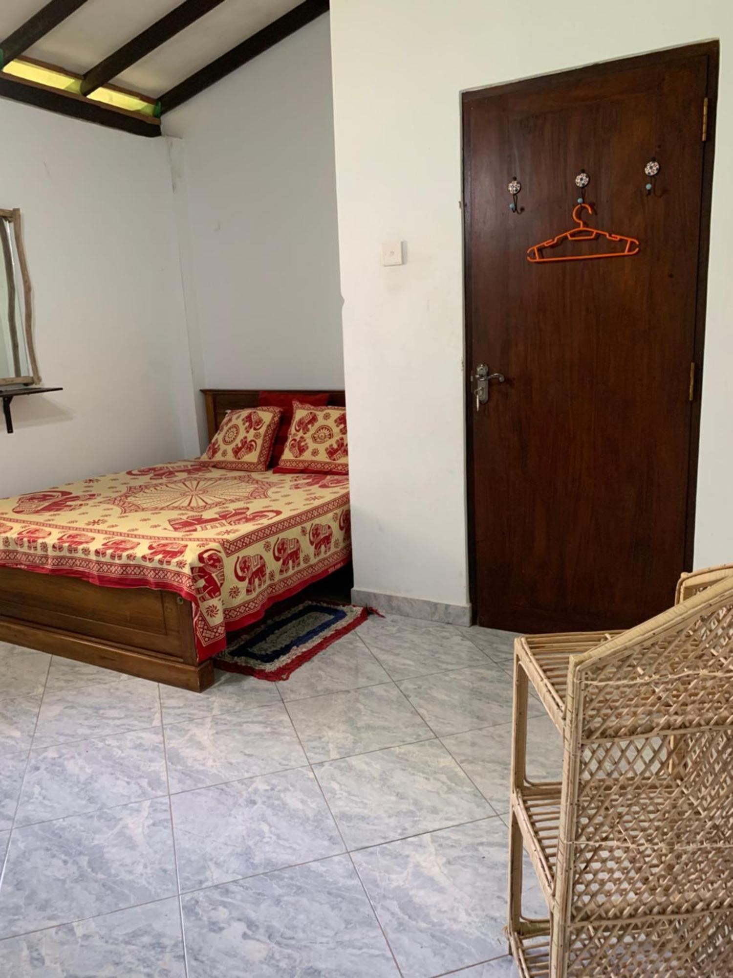 Hotel The Escape With Jadeon à Unawatuna Extérieur photo
