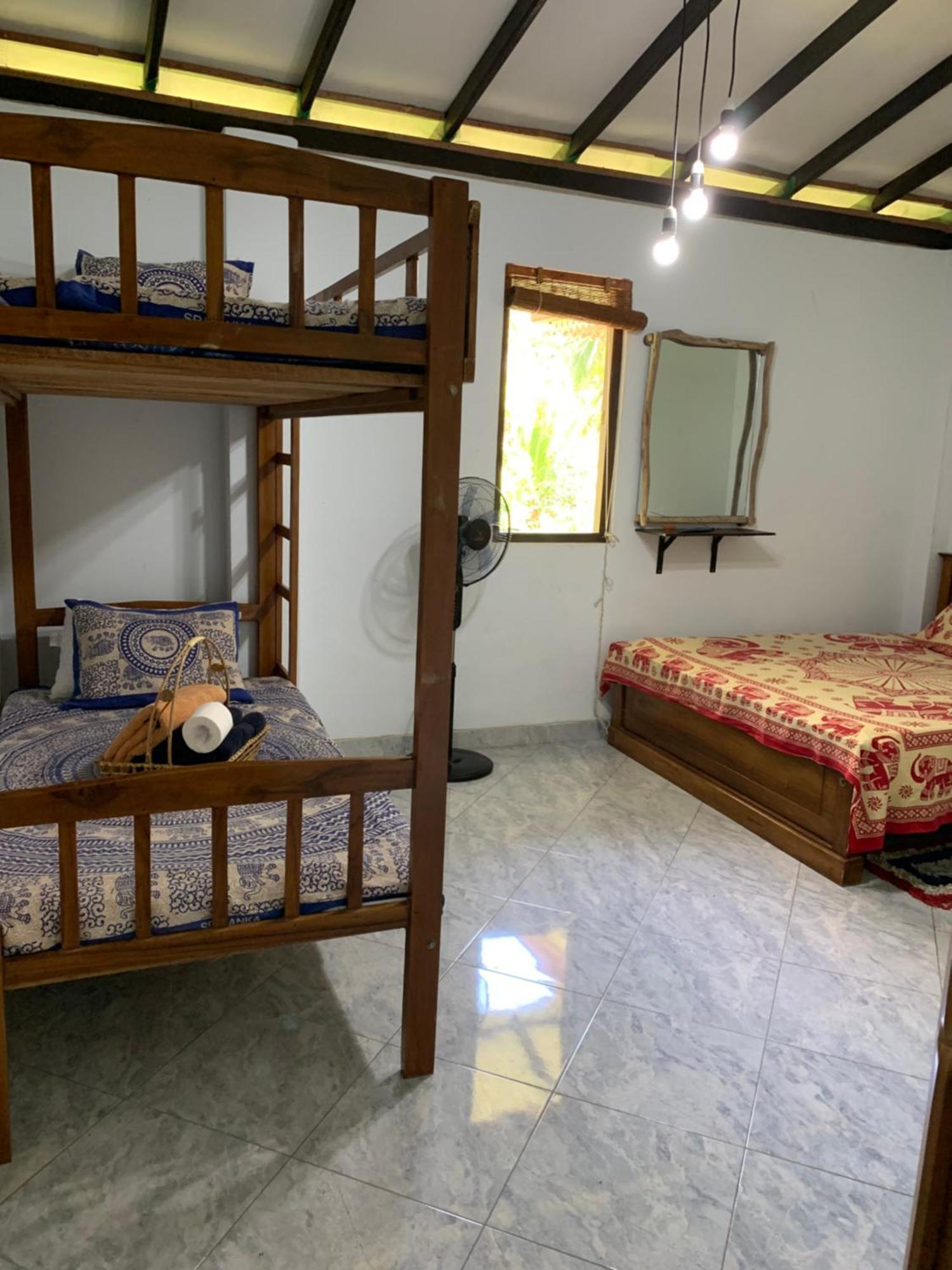 Hotel The Escape With Jadeon à Unawatuna Extérieur photo
